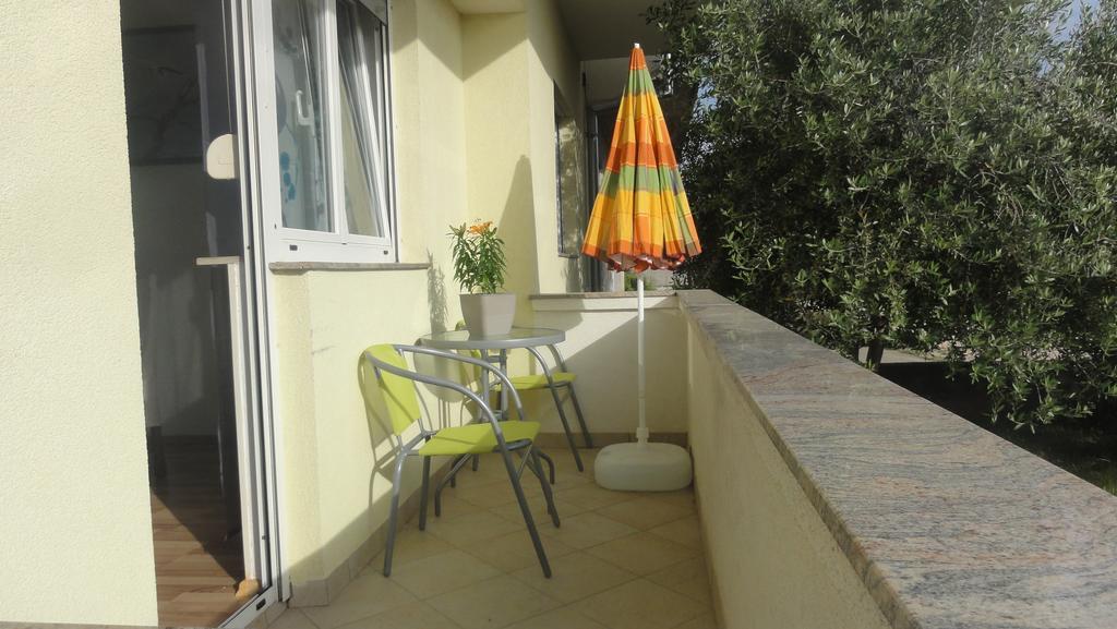 Apartment Roni Zadar Exterior photo